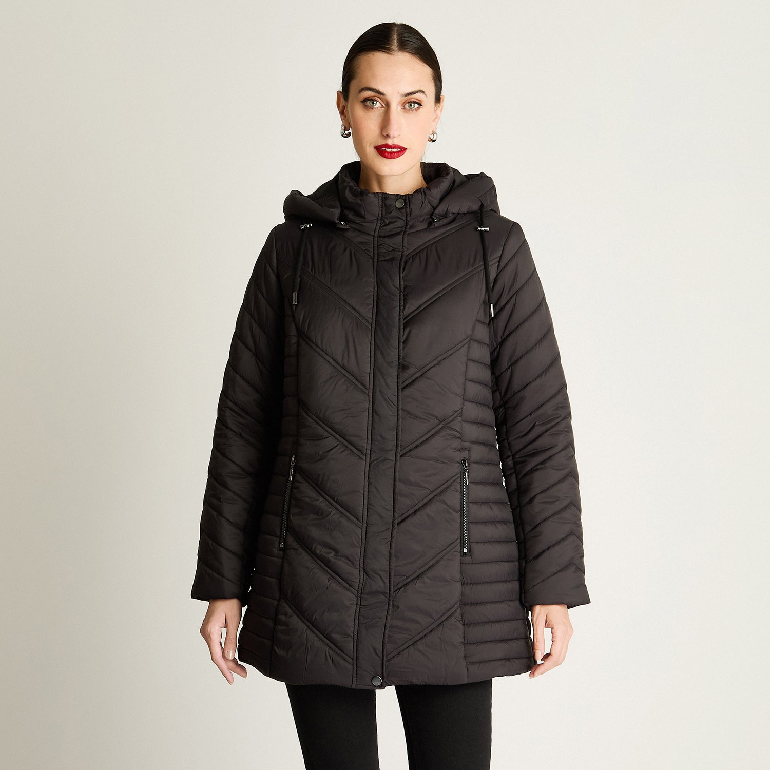 Parka Larga Con Cierre Frontal Y Gorro Negro