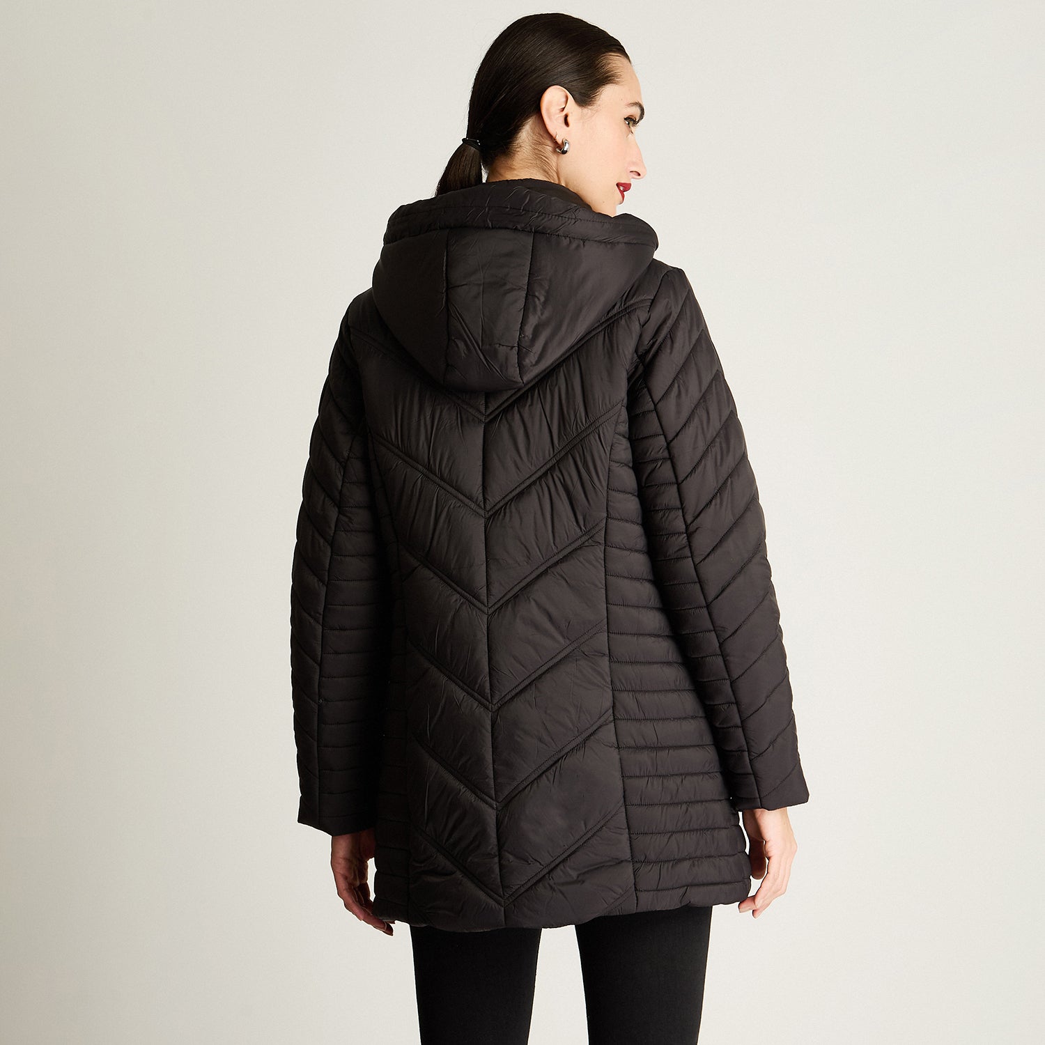 Parka Larga Con Cierre Frontal Y Gorro Negro