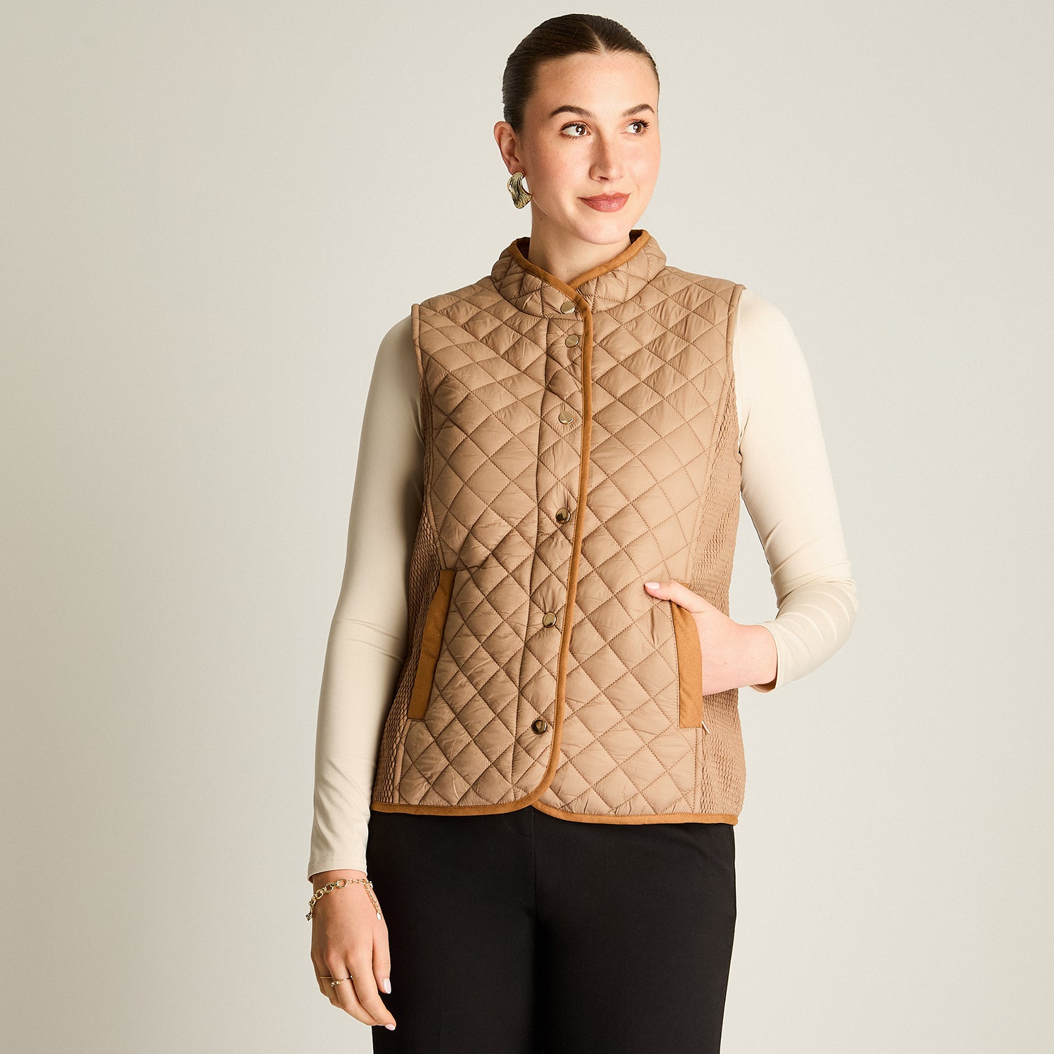 Parka Camel Sin Mangas Elasticidad Nula Con Forro Calce Normal Tela Plano