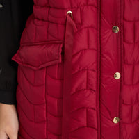 Parka sin mangas larga roja con ajustador de cintura