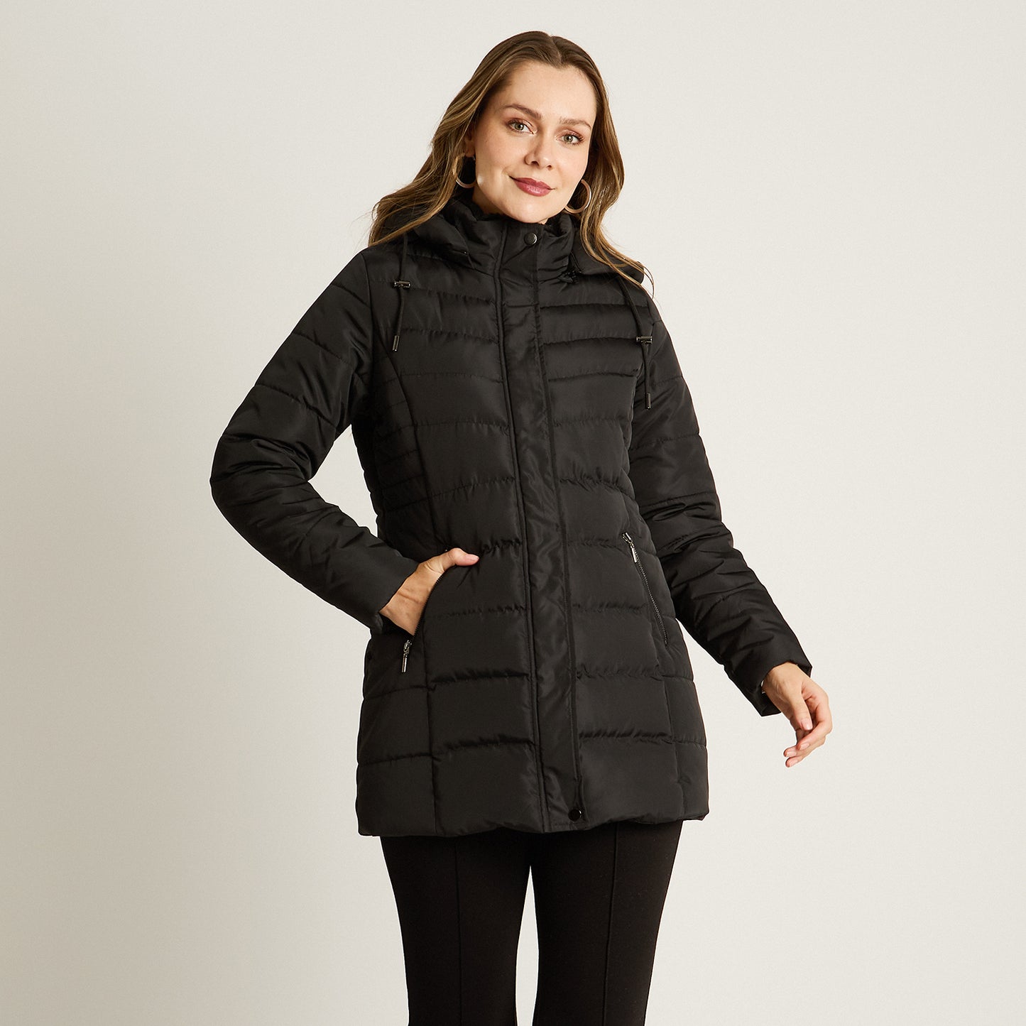 Parka Negro Manga Larga Elasticidad Nula Con Forro Calce Normal Tela Plano
