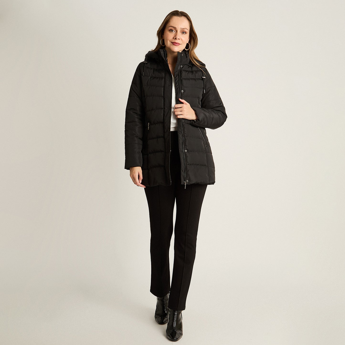 Parka Negro Manga Larga Elasticidad Nula Con Forro Calce Normal Tela Plano
