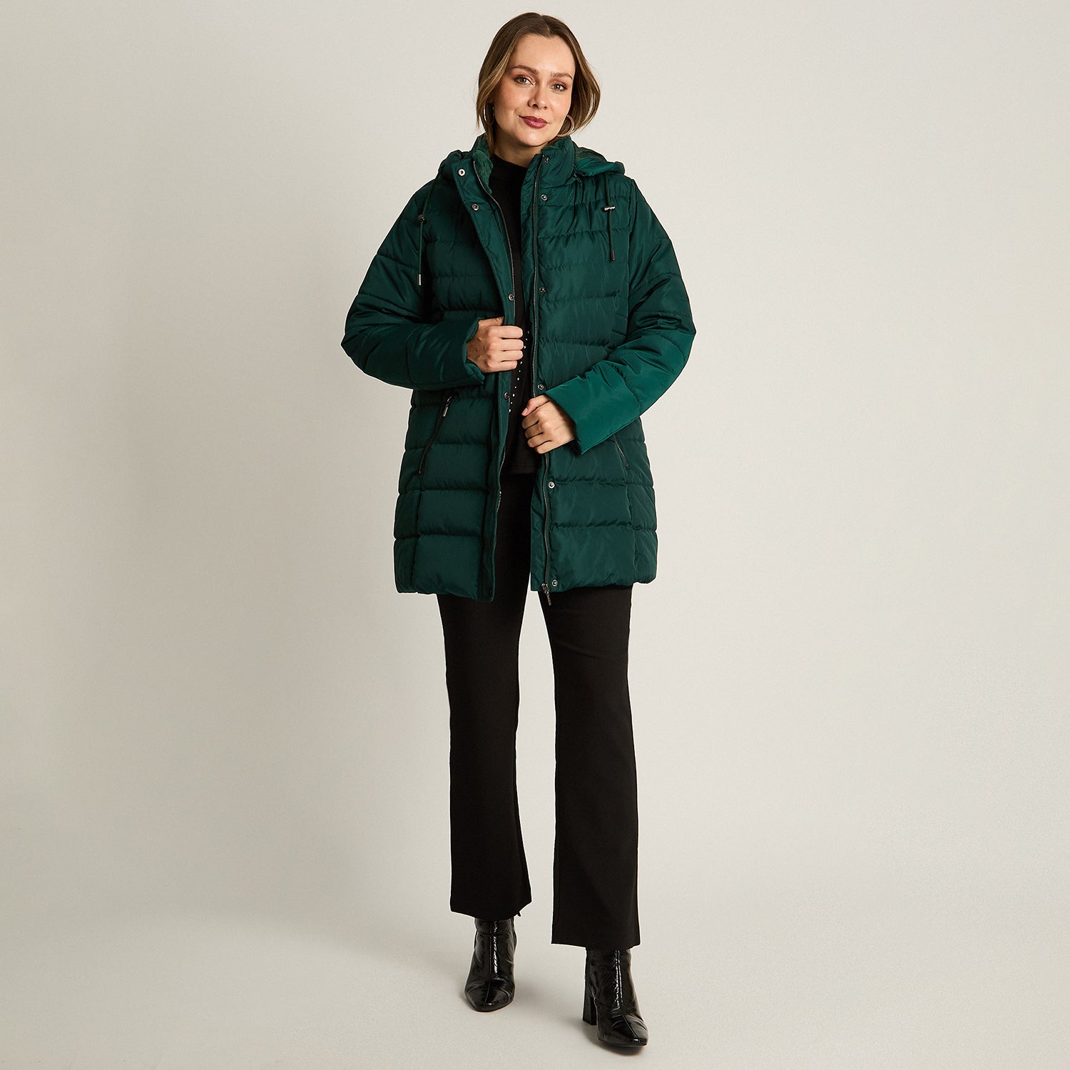 Parka Verde Manga Larga Elasticidad Nula Con Forro Calce Normal Tela Plano