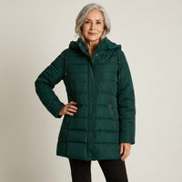Parka Larga Verde con Gorro y Diseño Quilted en modelo adulta