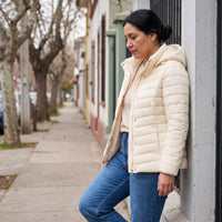 Parka Corta con Gorro Desmontable Diseño Quilted lifestyle