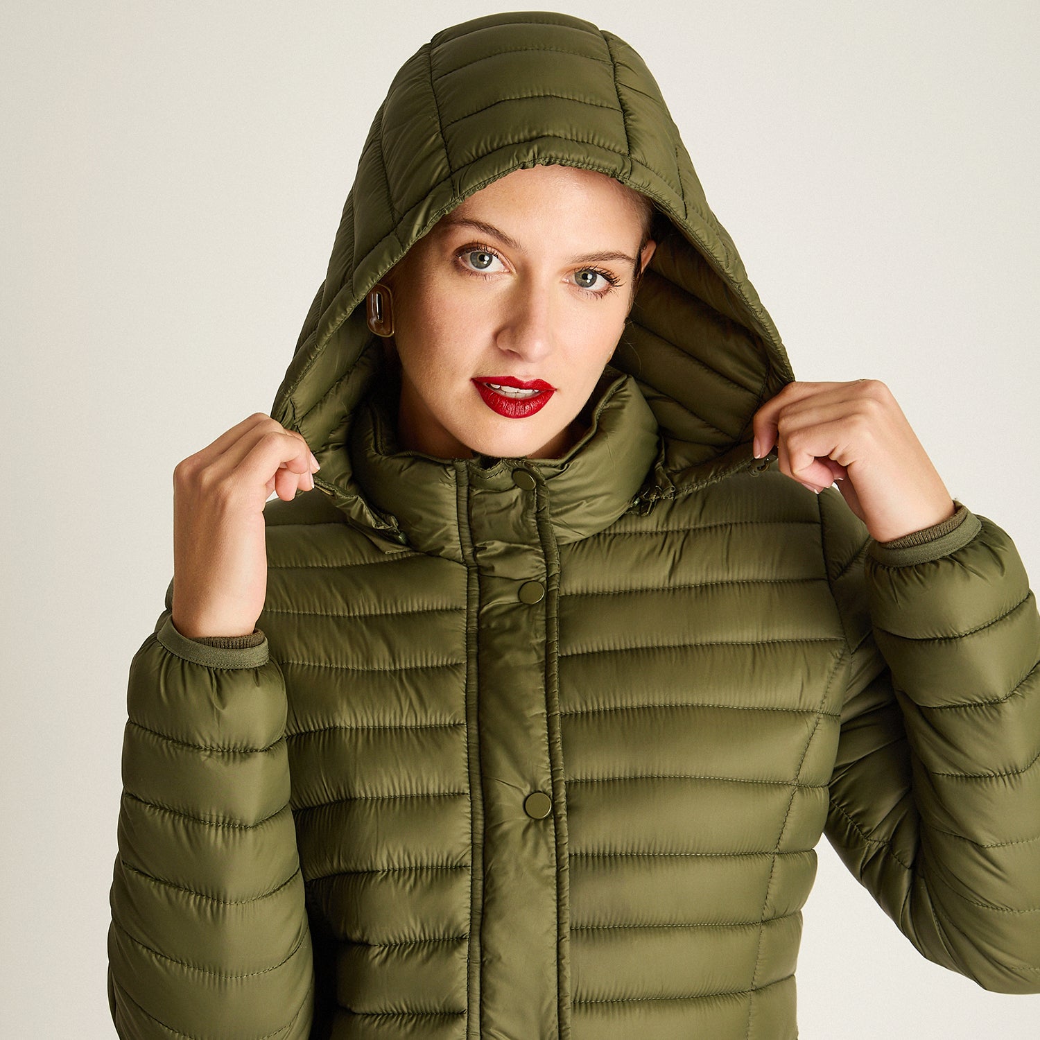 Parka Verde Manga Larga Elasticidad Nula Sin Forro Calce Normal Tela Plano