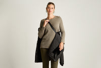 Parka Negro Manga Larga Elasticidad Nula Con Forro Calce Normal Tela Plano