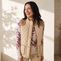 Parka sin Mangas con Bolsillos Beige lifestyle