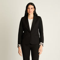 Blazer Negro con Detalle Animal Print