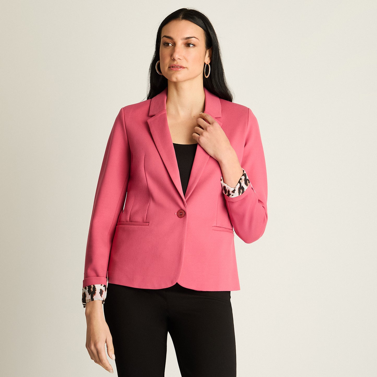 Blazer Rosado con Vuelta Animal Print