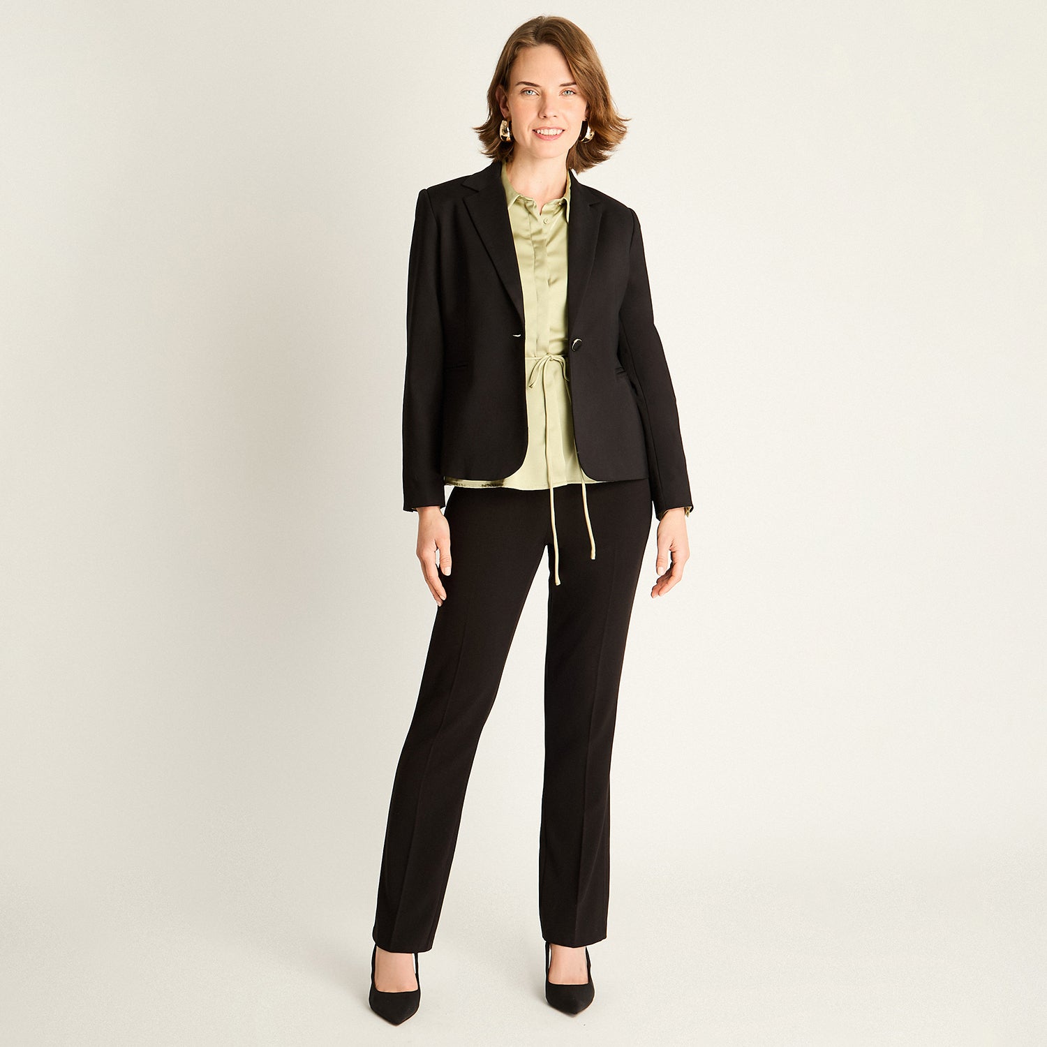 Blazer Negro de Corte Clásico