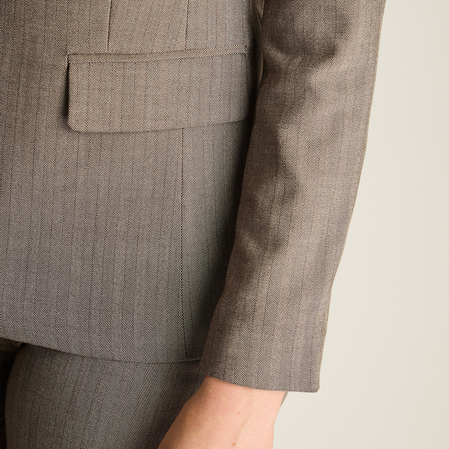 Blazer Gris Manga Larga Elasticidad Nula Con Forro Calce Normal Tela Plano