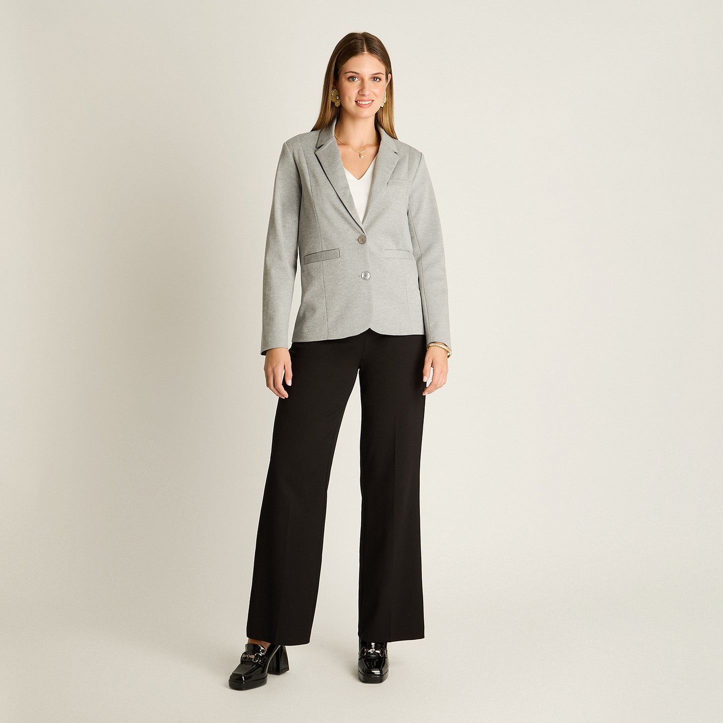 Blazer Gris Manga Larga Elasticidad Media Con Forro Calce Normal Tela Punto