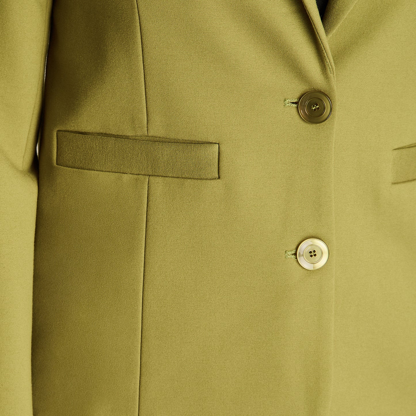 Blazer Pistacho Manga Larga Elasticidad Media Con Forro Calce Normal Tela Punto