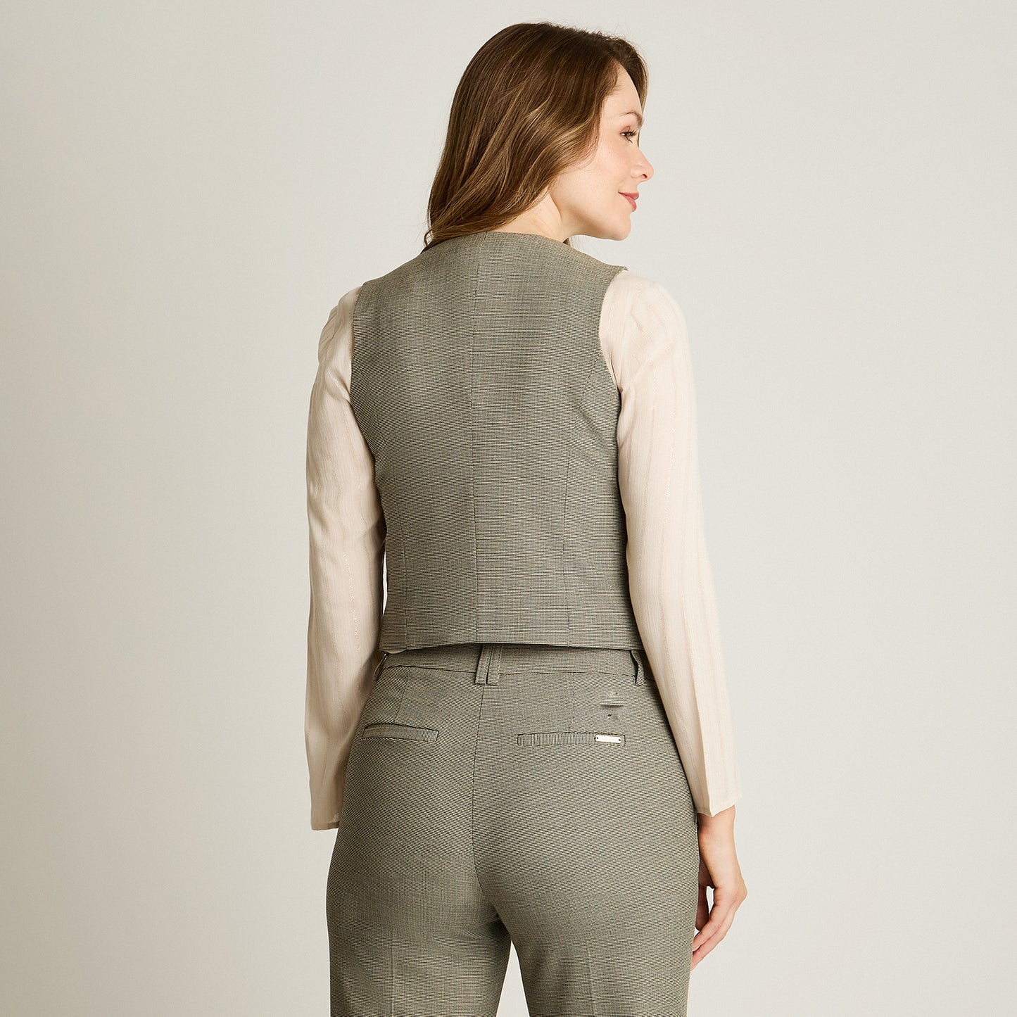 Gilette Gris Sin Mangas con Bolsillos Falsos