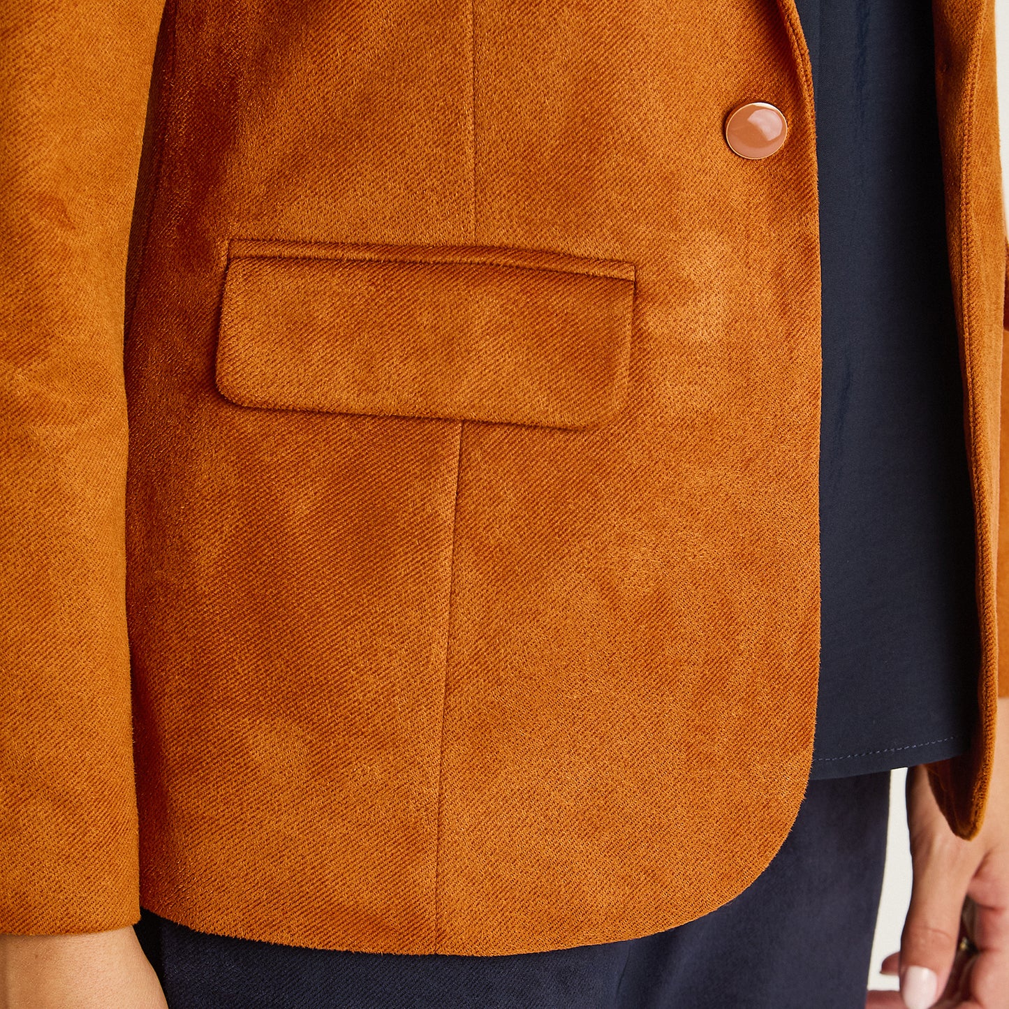 Blazer Terracota Manga Larga Elasticidad Nula Con Forro Calce Normal Tela Plano