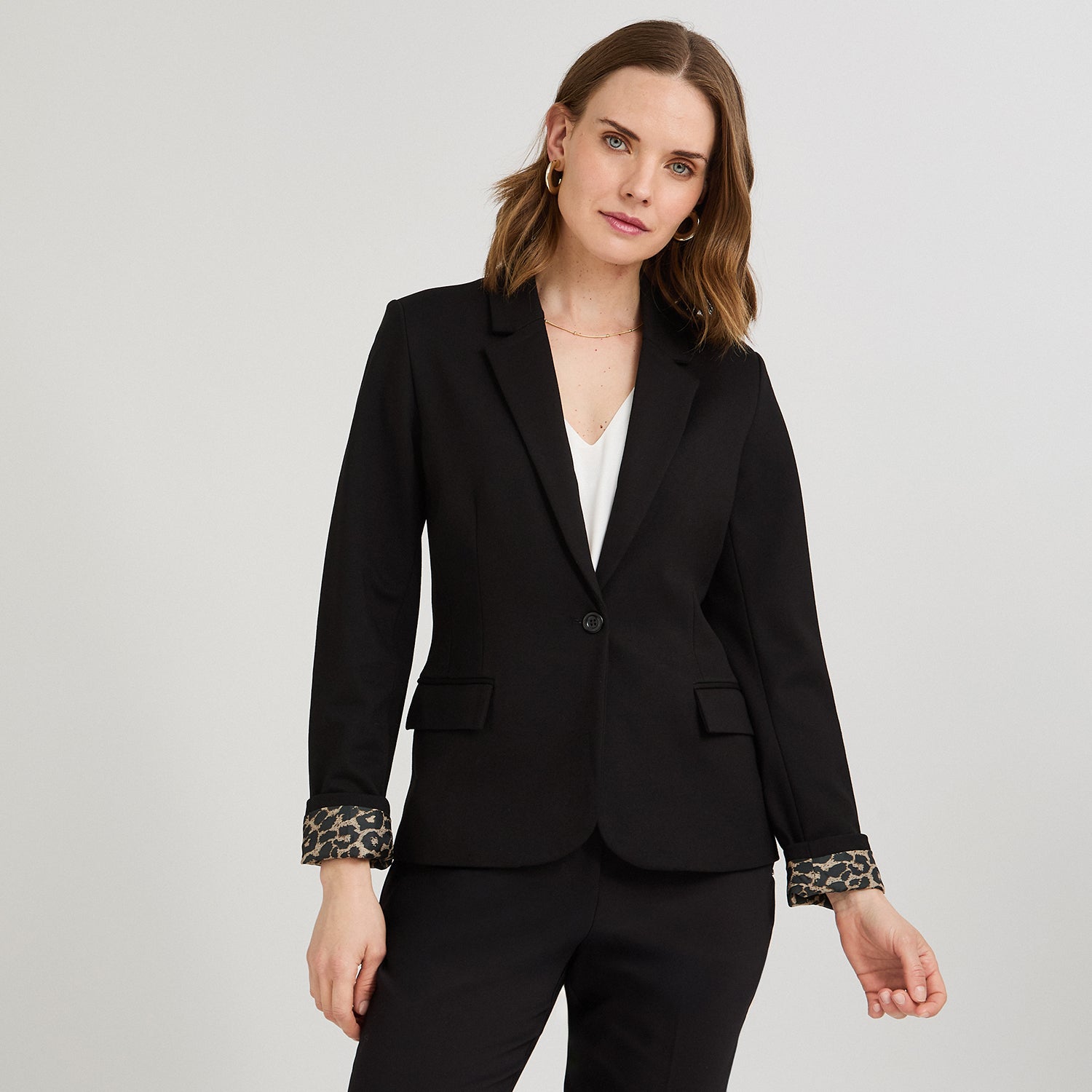 Blazer 1 Botón Bolsillos con Solapa Negro