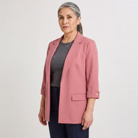 Blazer Manga 3/4 Bolsillos con Solapa Rosado en modelo adulta
