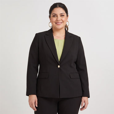 Blazer un Botón con Bolsillo Solapa Negro en modelo plus size
