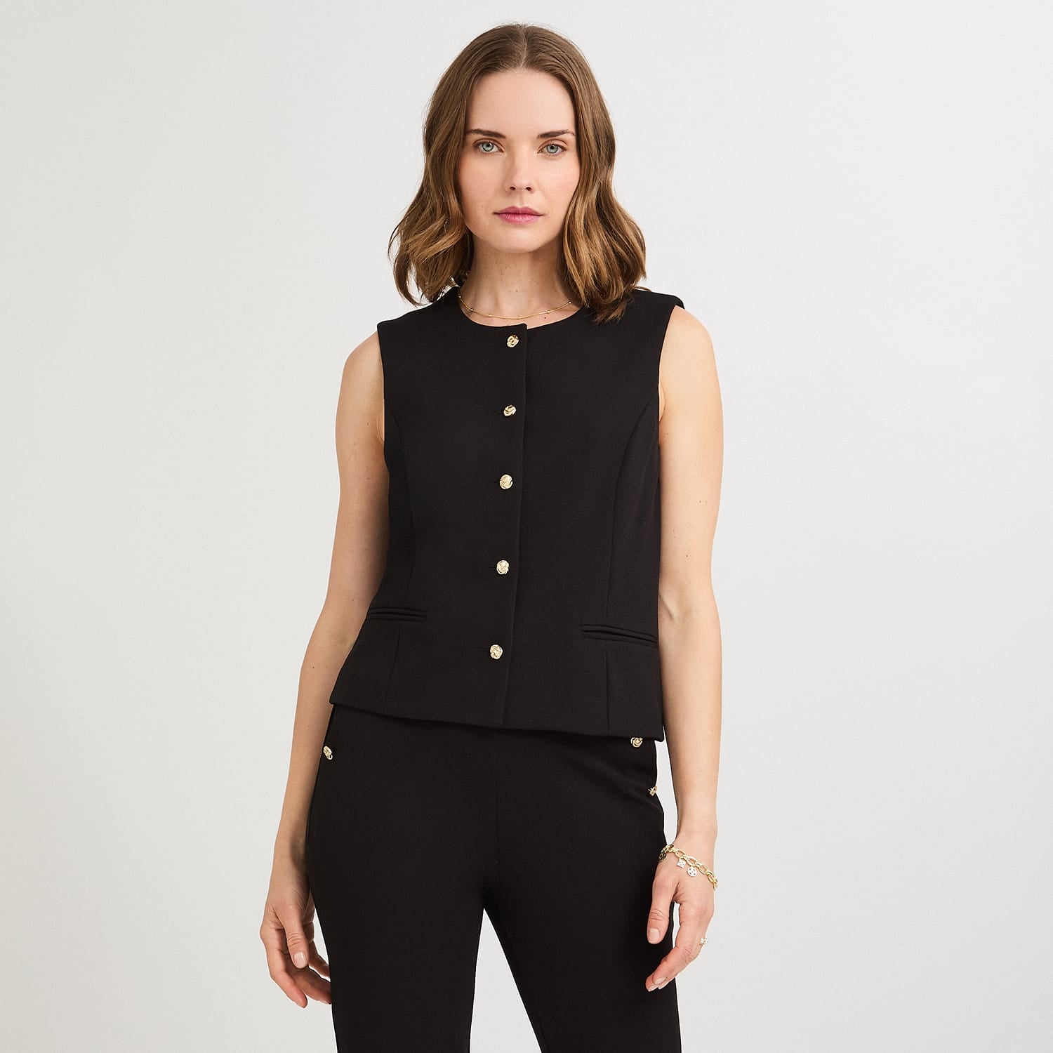 Blazer Gillete Ajustado con Botones Dorados Negro