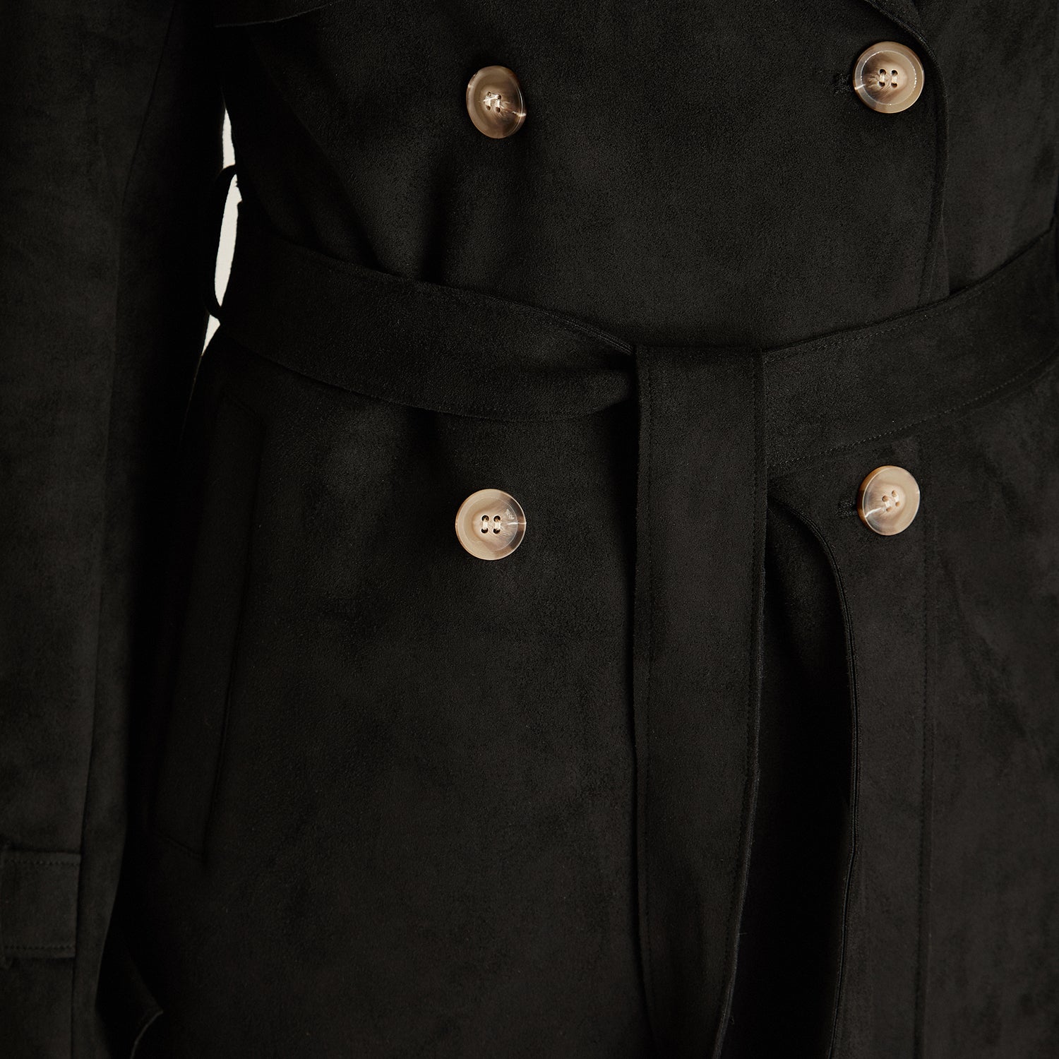 Trench Negro Manga Larga Elasticidad Nula Sin Forro Calce Normal Tela Plano