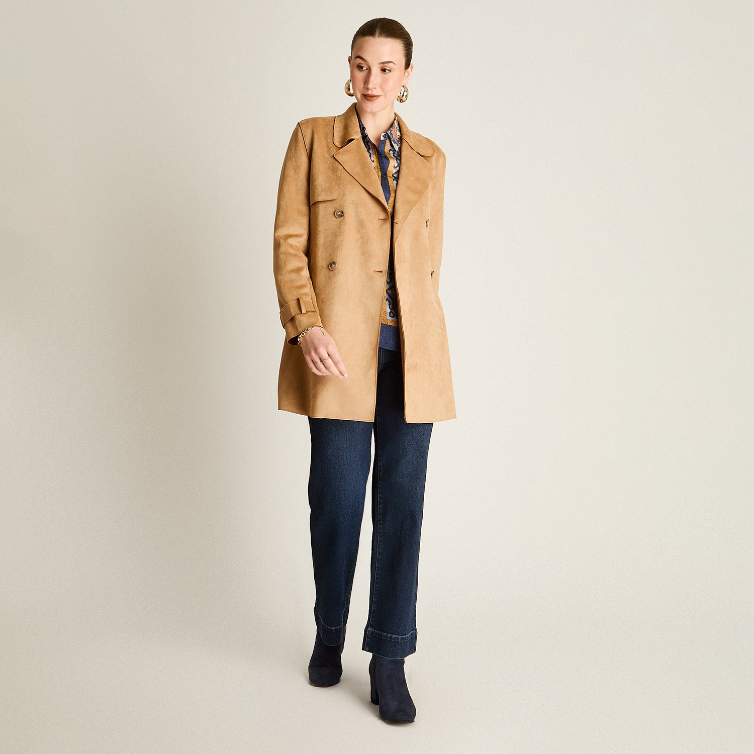Trench Camel Manga Larga Elasticidad Nula Sin Forro Calce Normal Tela Plano