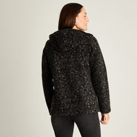 Polerón Polar Estampado, Con Detalles En Suede Negro