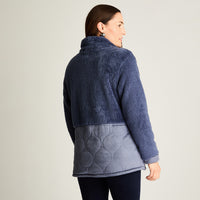 Polerón Coral Fleece Con Detalles En Quilted Indigo