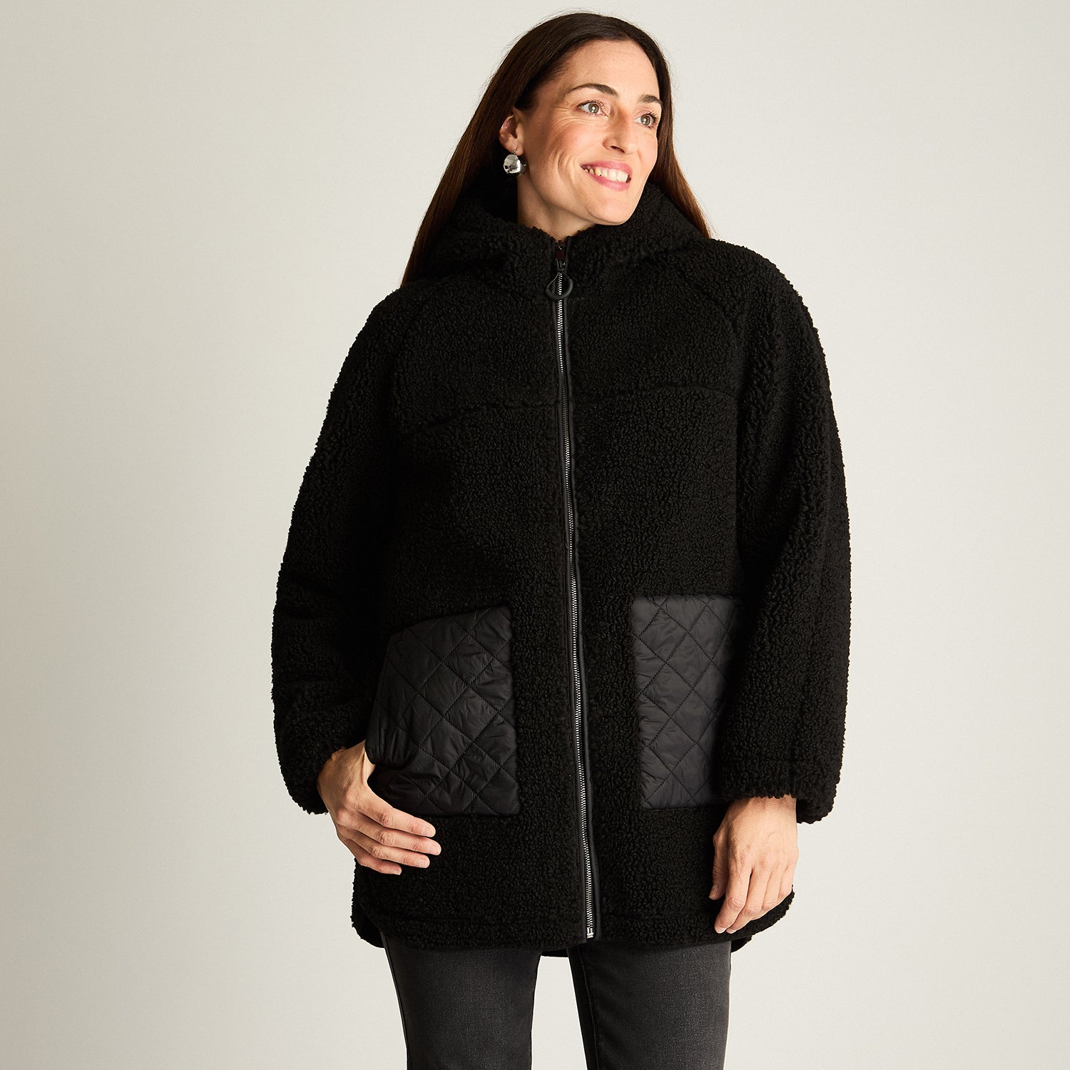Polerón Sherpa Bondeado En Suede, Dos Bolsillos Quilted Negro