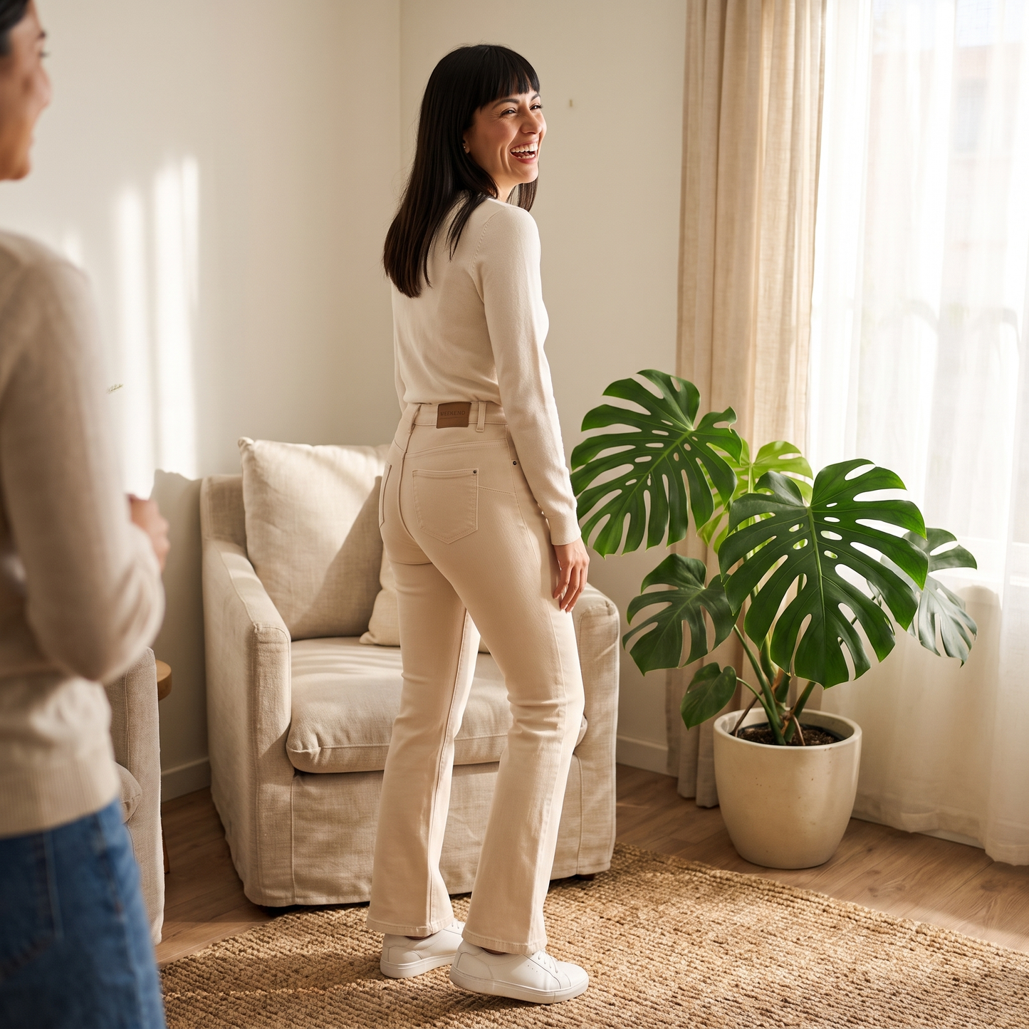 Jeans Beige Flare Elasticidad Media Calce Ajustado lifestyle