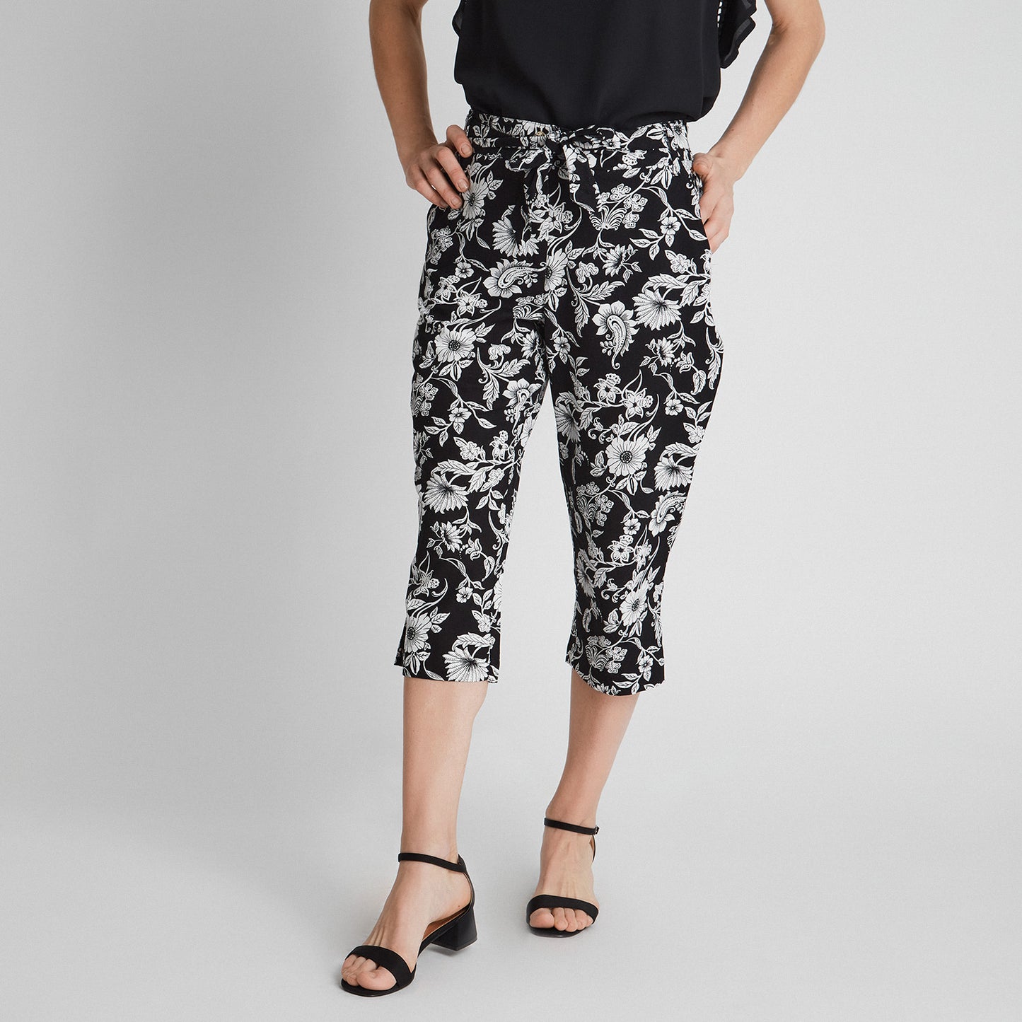 Capri De Lino Con Cintura Elásticada