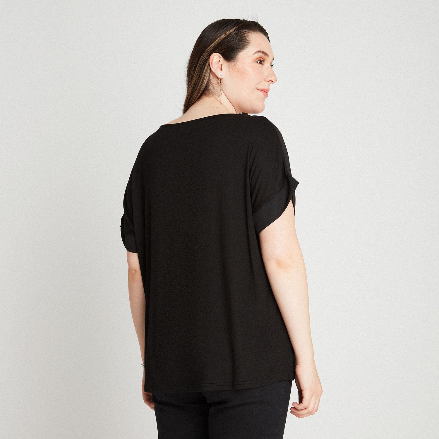 Blusa Frente Satin Detalle En Escote