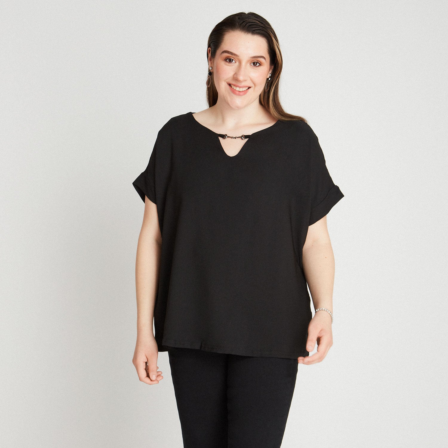 Blusa Frente Satin Detalle En Escote