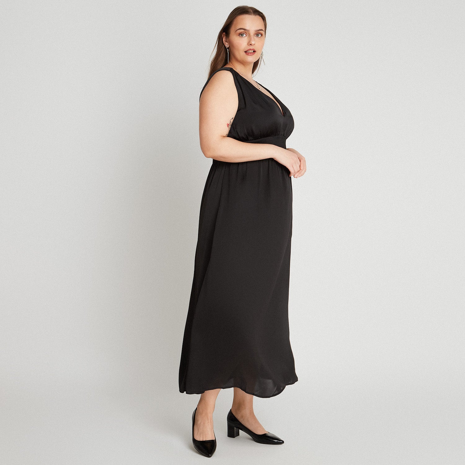 Vestido De Santin Cuello en V Negro