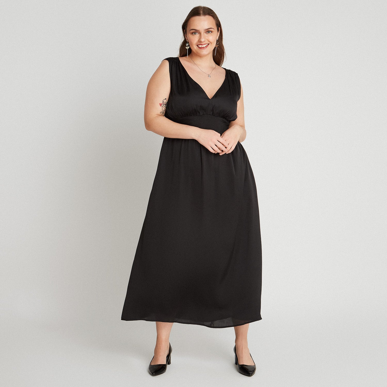 Vestido De Santin Cuello en V Negro