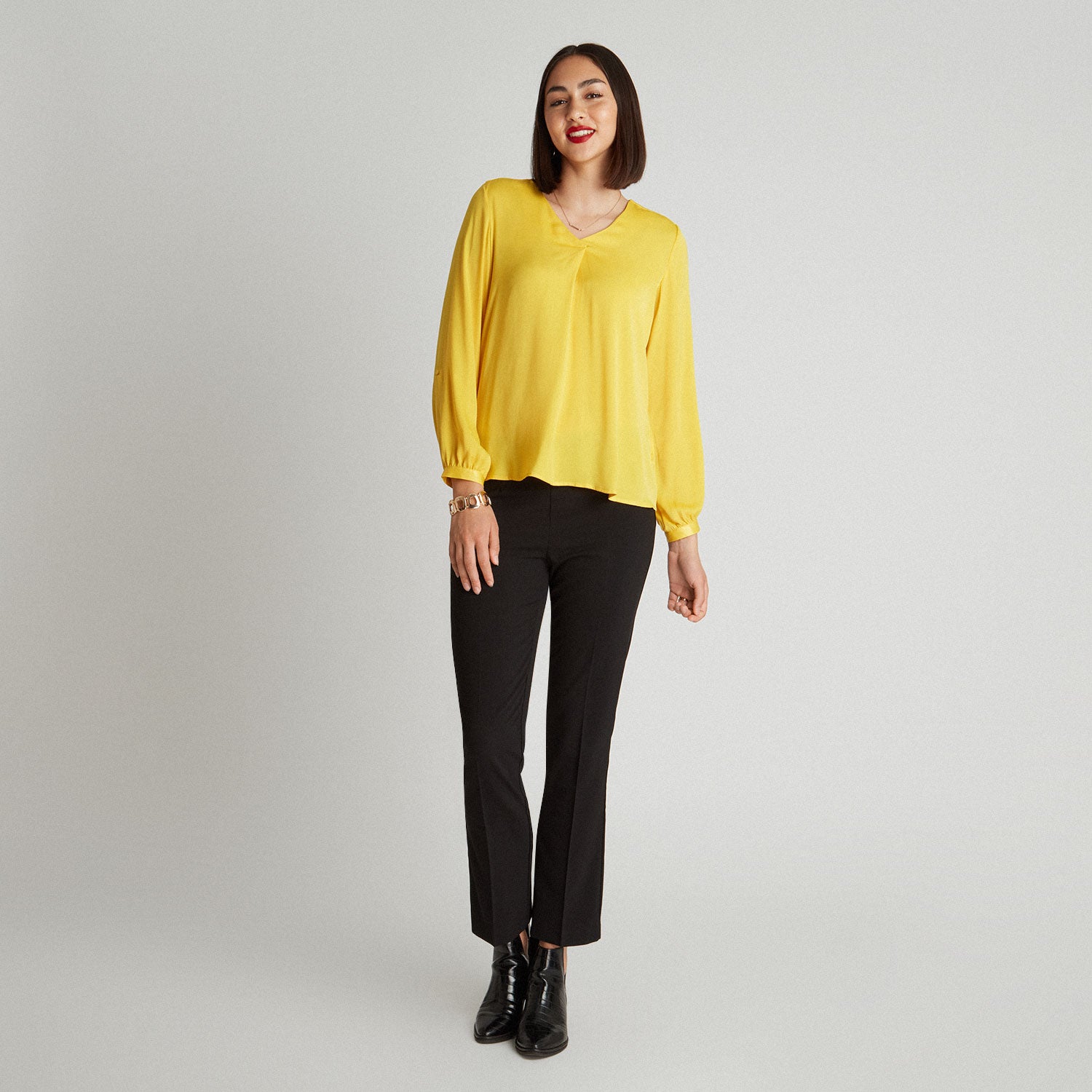 Blusa Manga Larga Con Pliegue Frontal Amarillo