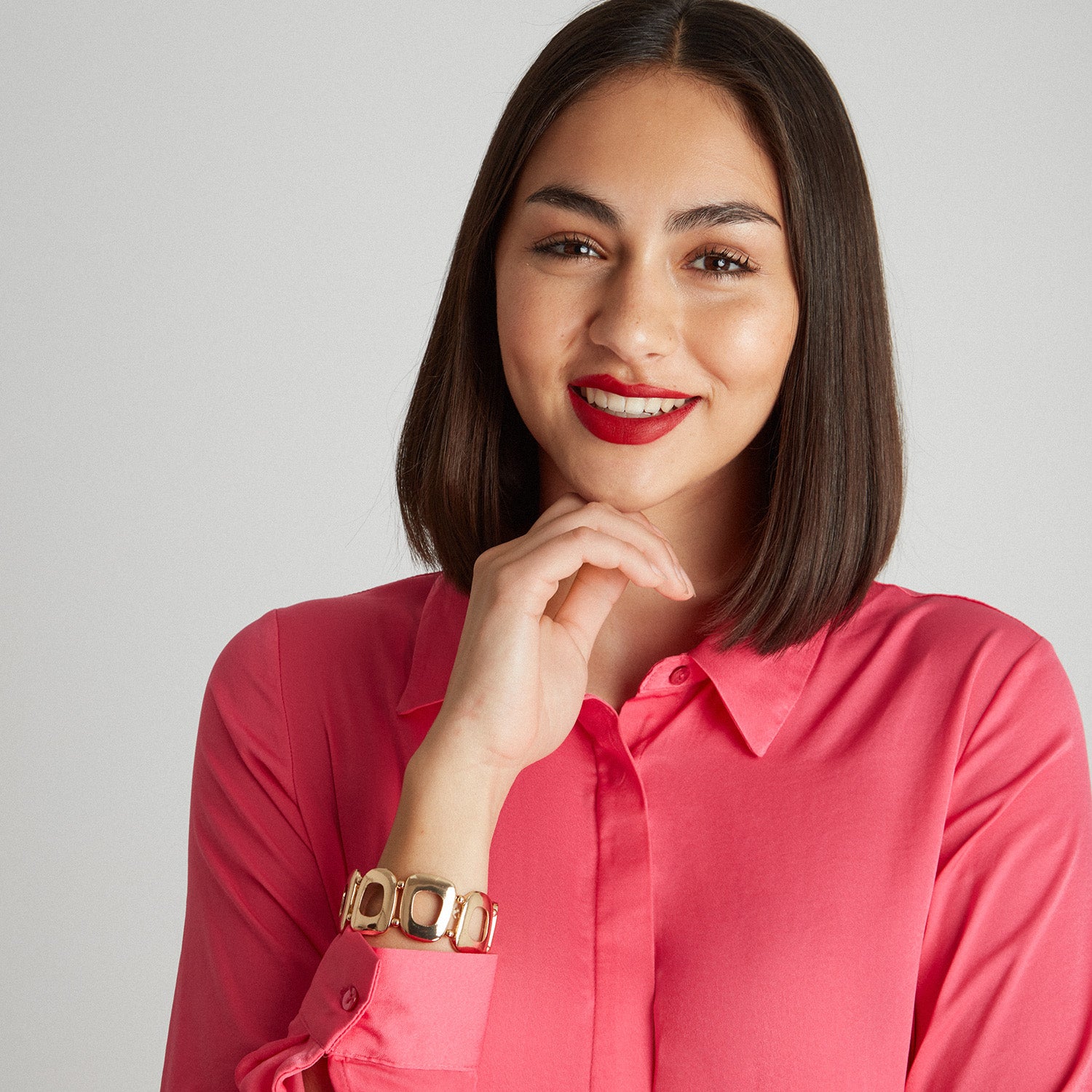 Blusa De Satín Con Botones Tapados Rosado