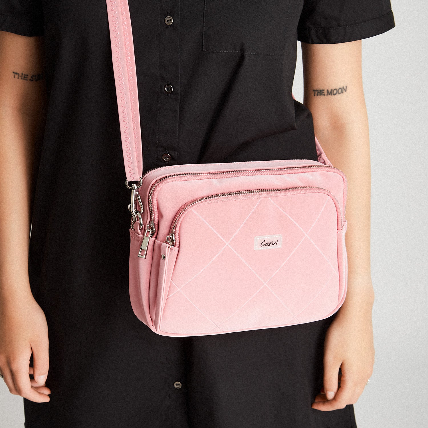 Cartera Cruzada con Bolsillo Delantero Rosado