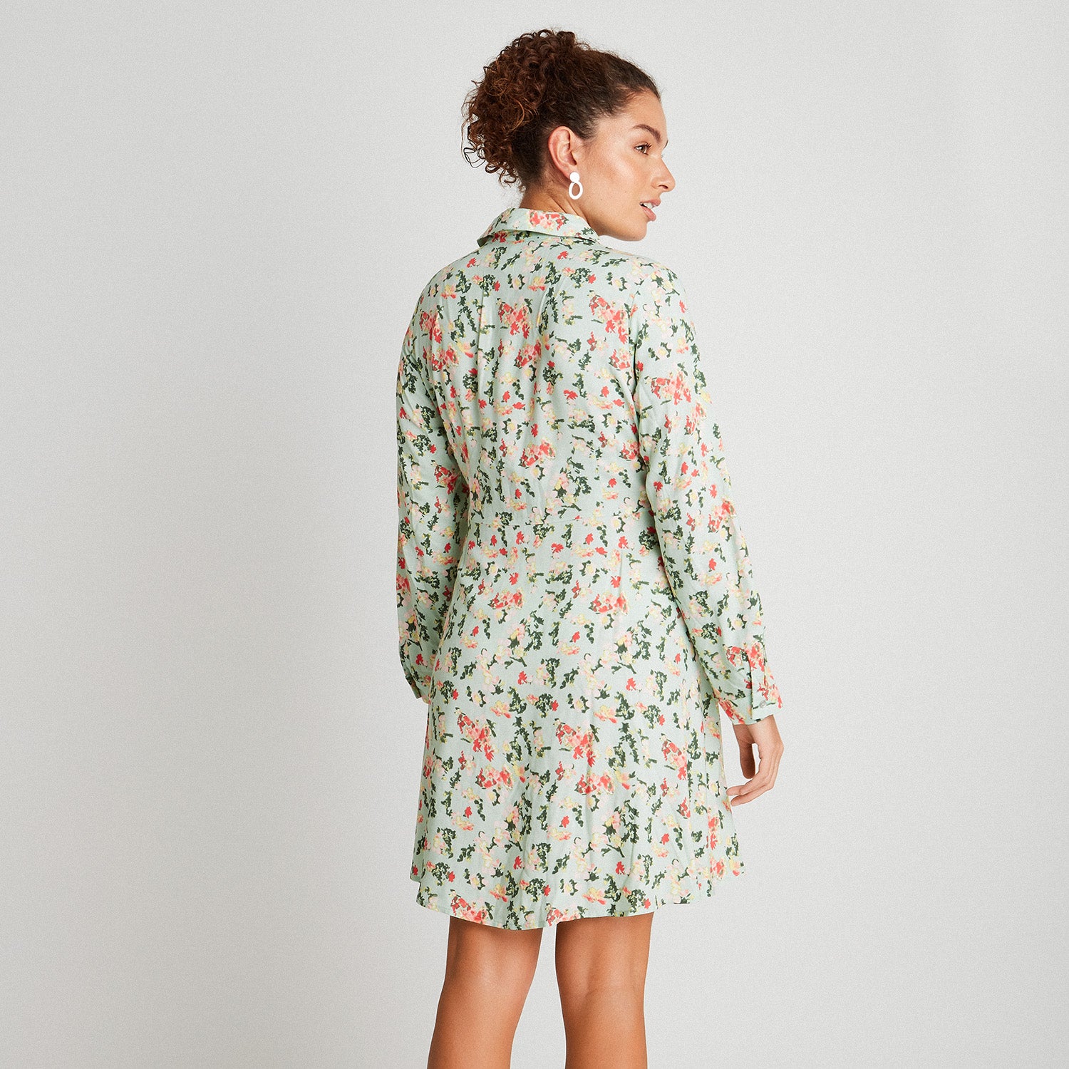 Vestido Tipo Bluson Manga Larga Con Bontones Menta