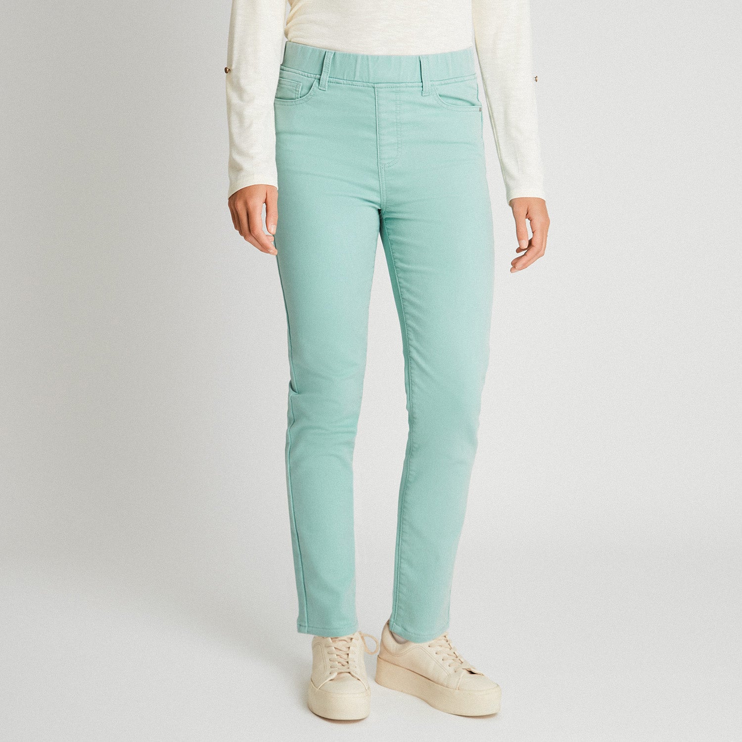 Skinny Jeans Con Push Up Y Pretina Elasticada Verde Menta