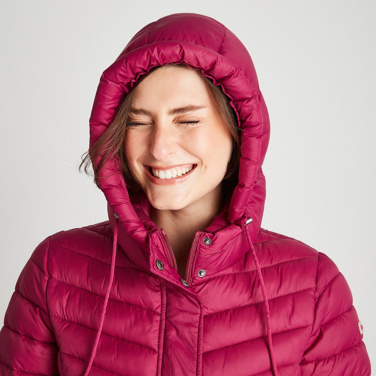 Parka Larga Con Gorro Magenta