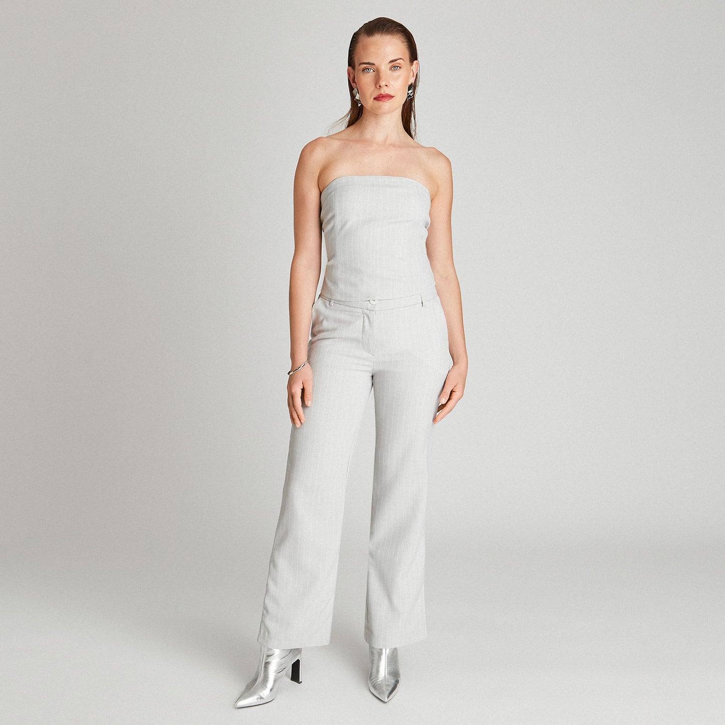 Corset Sin Mangas Diseño de Líneas Gris