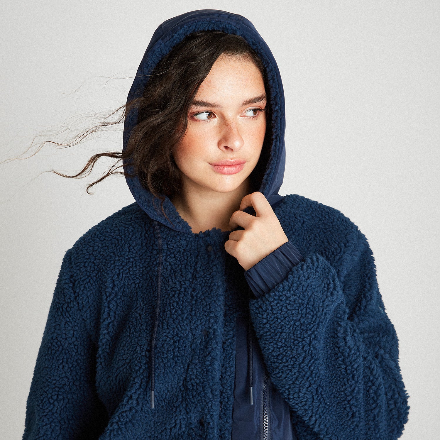 Polerón Sherpa Con Gorro Y Aplicación De Parka Azul