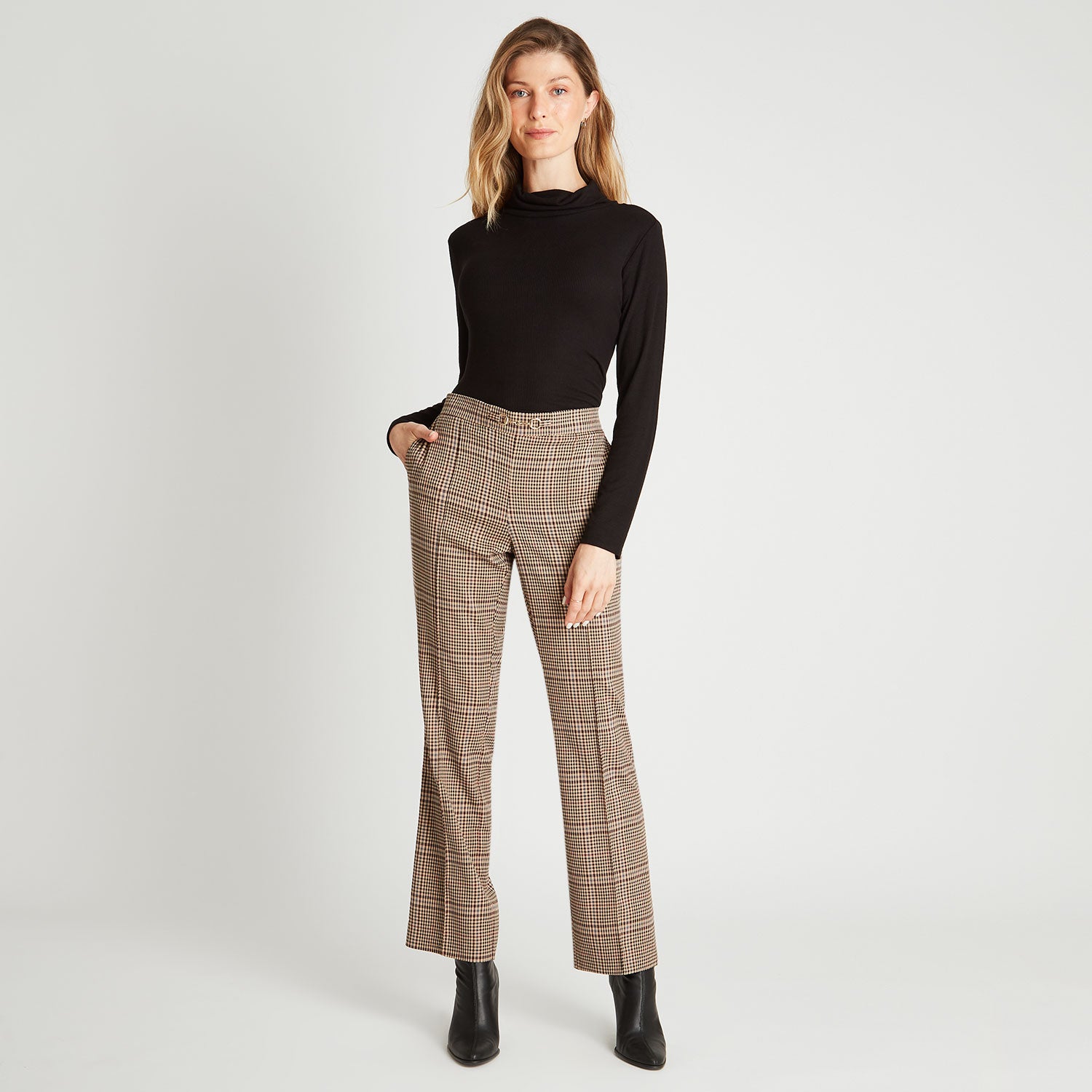 Pantalón Recto Con Pretina Elasticada Camel