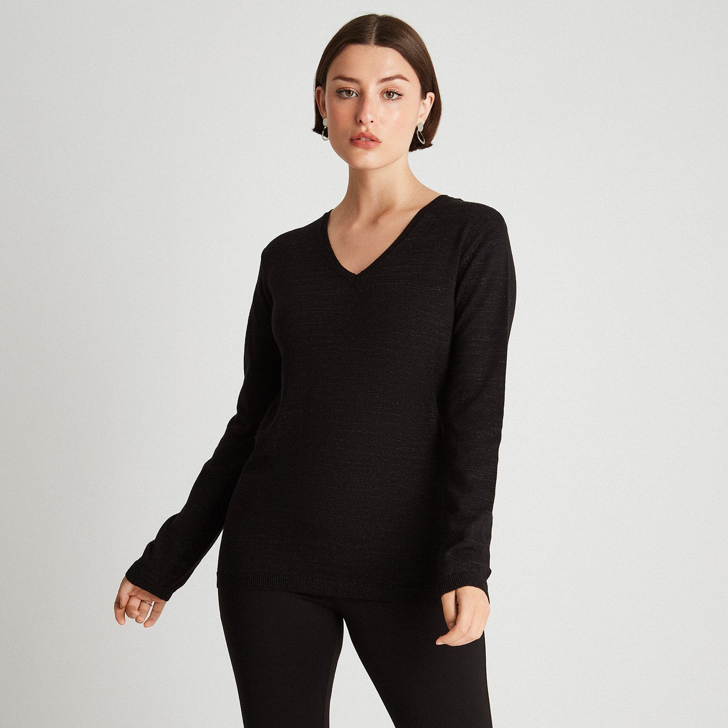 Sweater de Lurex Cuello  en V Negro