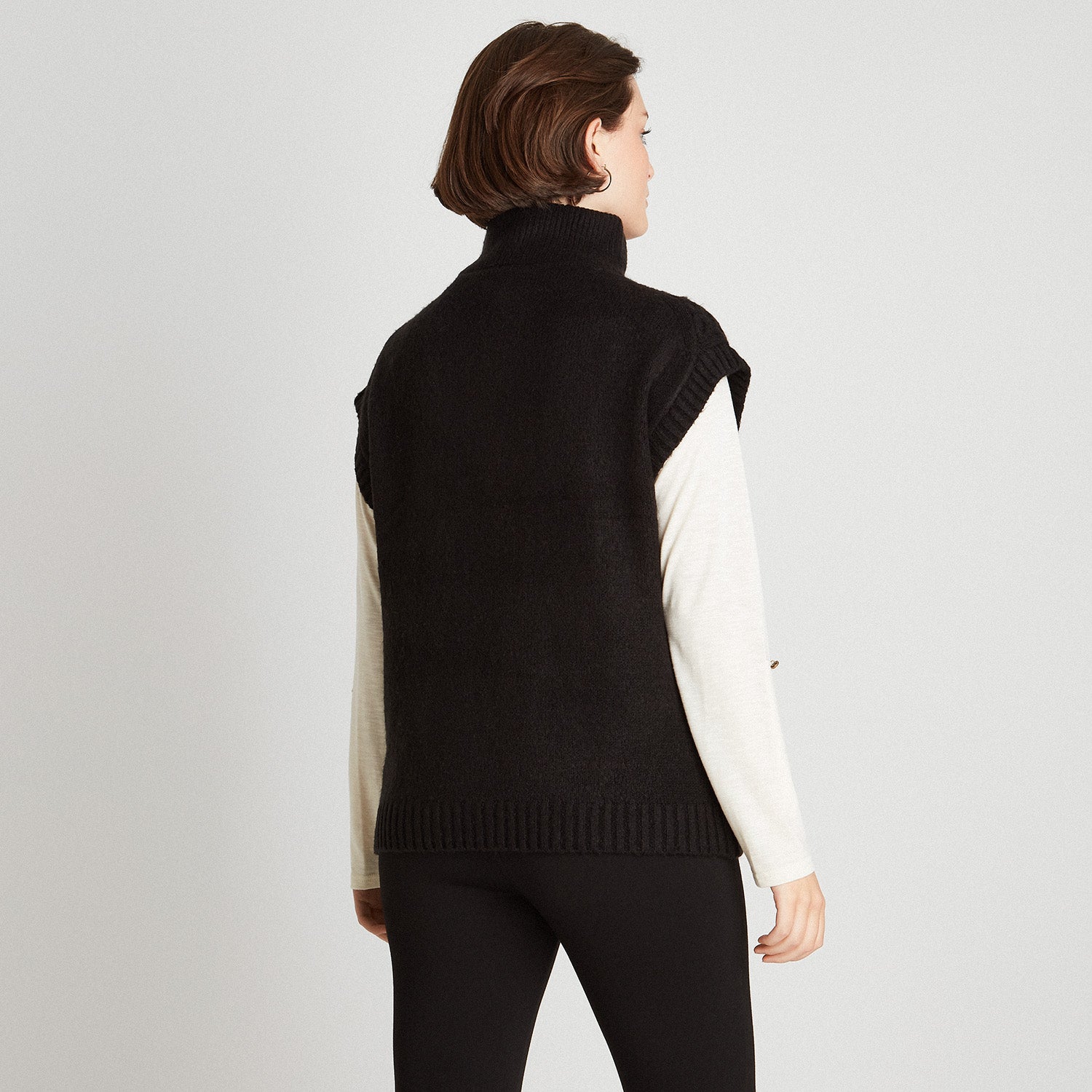 Sweater Sin Mangas Negro