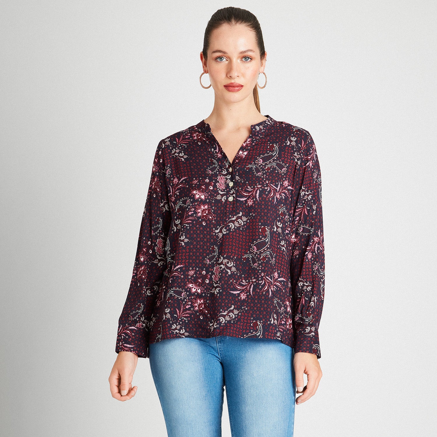 Blusa Manga Larga Cuello Mao Estampada Burdeo