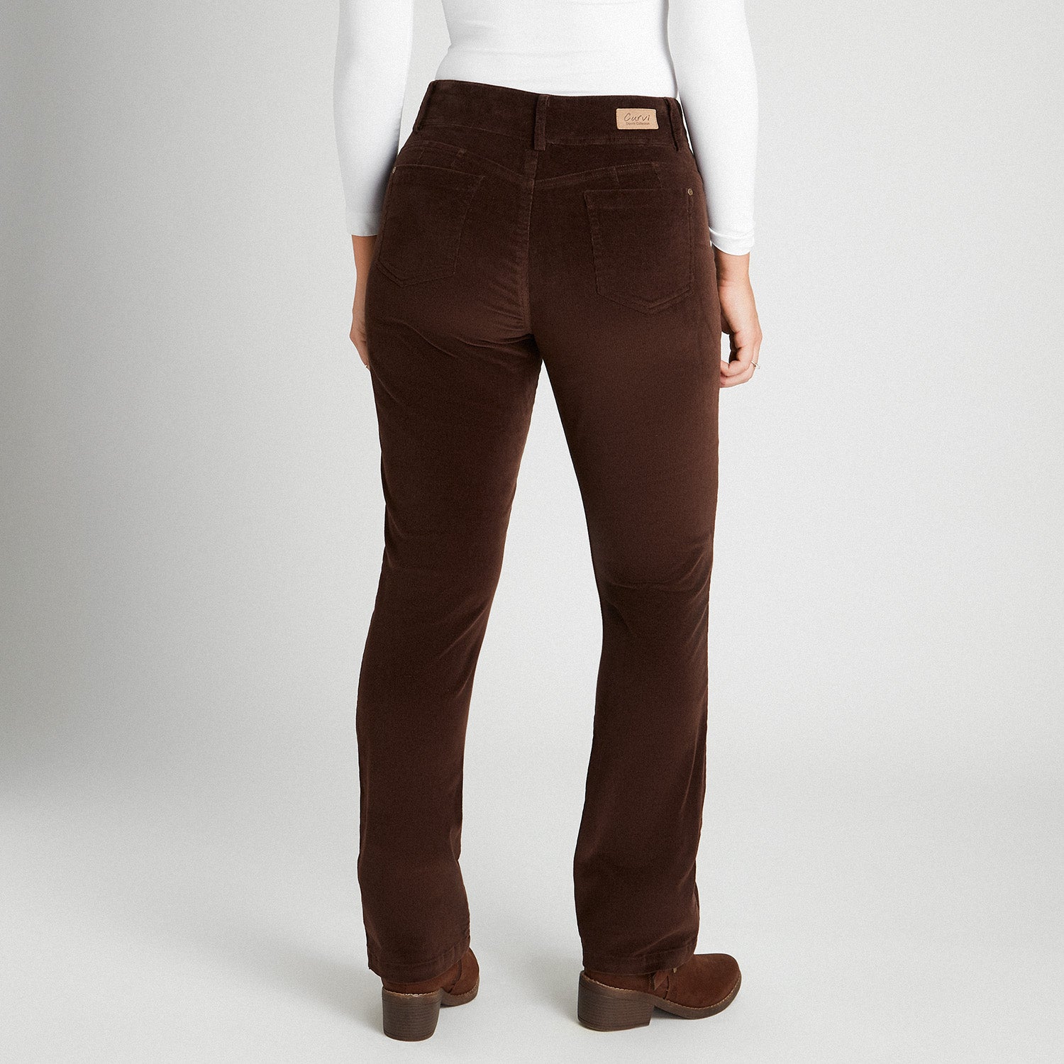 Pantalón De Cotele Con Push Up y 2 Botones Café