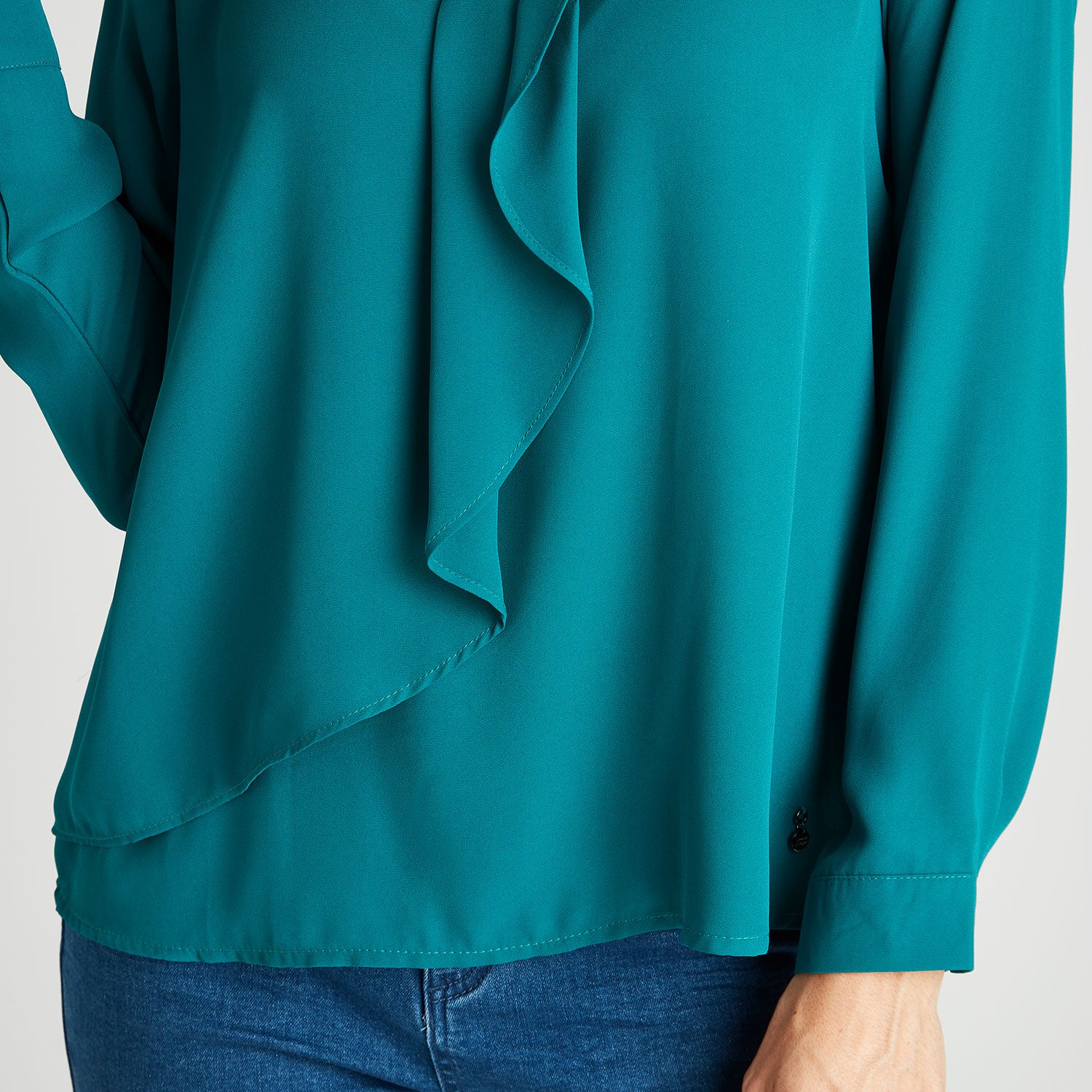 Blusa Con Capa Azul Petróleo