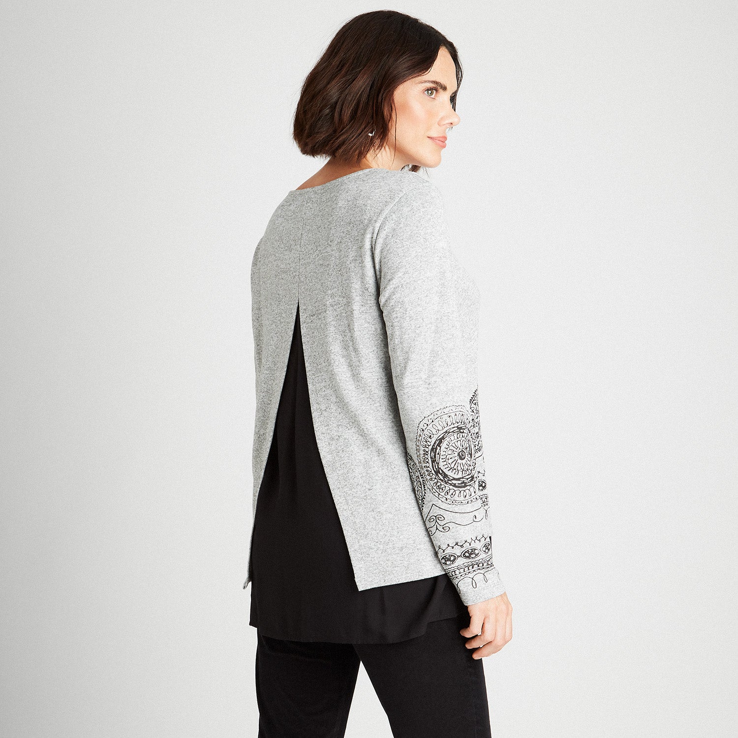 Polera De Lanilla Con Blusa Falsa Gris